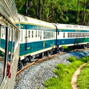 PASSEIO DE TREM GUARAREMA - CARRO RESTAURANTE