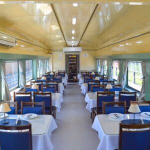 PASSEIO DE TREM GUARAREMA - CARRO RESTAURANTE