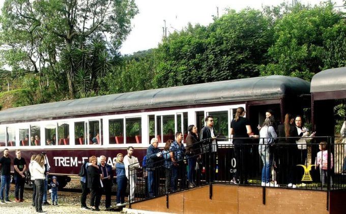Trem das Etnias